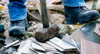 Събарят 30 незаконни постройки край язовирите в бургаско