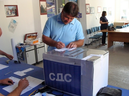 С лика на Федерер зам.кметът Марков гласува за новия лидер на СДС