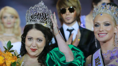 Преди Антония Петрова дебелана купила титлата "Мисис Росия" за 300 000 евро
