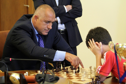 Шахматният екзекутор на Бойко Борисов от ШК „Бургас 64“ стана световен шампион