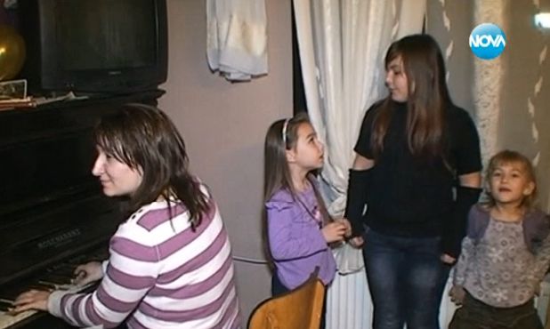 Българка мечтае да е майка на седем деца, има вече три момичета и едно момче