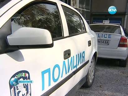 Бандити нахлуха в софийска банка с автомати „Калашников“, раниха охранител