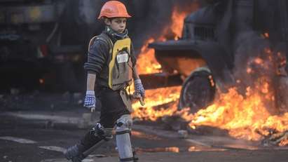 Киев потъна в кръв и хаос
