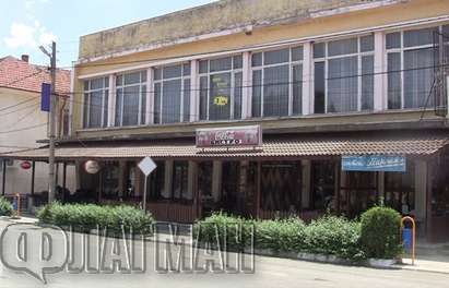 След публикация на Флагман.бг: Незаконният общински ресторант в Сунгурларе пусна кепенци