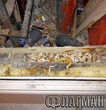 Майки пушат като змейове в тоалетните на бургаската болница, затлачиха отдушниците с фасове