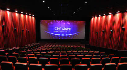 Кино Cine Grand в Бургас: Не знаем, че мол „Странд” затваря!
