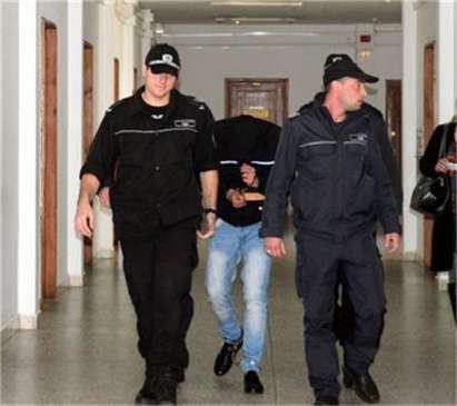 Осъдиха за грабеж 21-годишния Тодор, убил съседа си Николай Христов