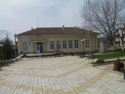 Приморско спечели 245 000 лева за ремонт на читалището в Ново Паничарево