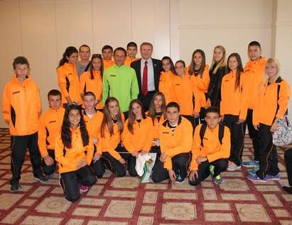 Легендарният Сергей Бубка стана почетен член на лекоатлетическия клуб „Европул Бургас”