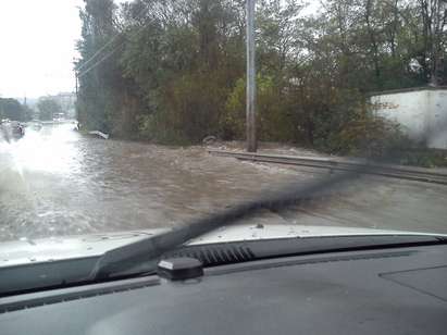 И пътят Варна - Бургас е затворен заради наводнен участък