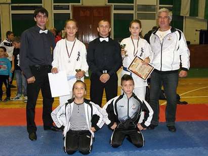 Каратеки от Приморско със сребърен и бронзов медал от Национален турнир
