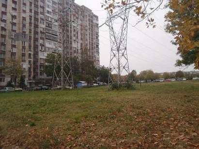 „Паякът“ влиза в бургаския ж.к. „Славейков“,  паркингите съюзиха ГЕРБ и НФСБ