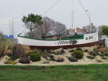 Вандали отново в действие: надраскаха лодката, превърнала се в символ на Сарафово
