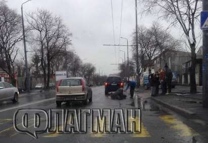 Блъснатата от ямболски фиат в Бургас пешеходка е със счупен таз