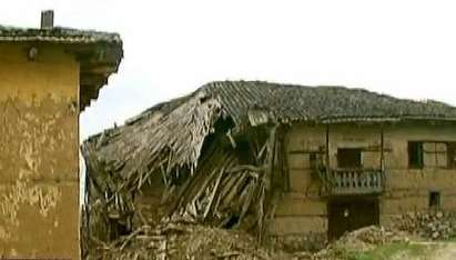 Санданско село се обезлюдява, 200 къщи стоят празни