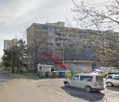 Гневен бургазлия: Таксиджии превърнаха в тоалетна ж.к. "Славейков", вонята е ужасяваща!