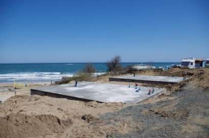 Държавата ще национализира 78 декара частни имоти край плажа ”Корал”