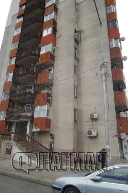 Домоуправител наряза кабелите за интернет на 18-етажен блок в ж.к. „Братя Миладинови”, били грозни