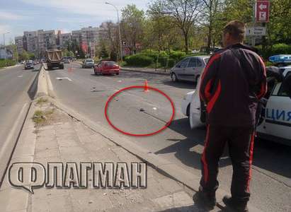 Камион уби на място млада жена на пешеходна пътека край "Била" в Бургас (обновена)