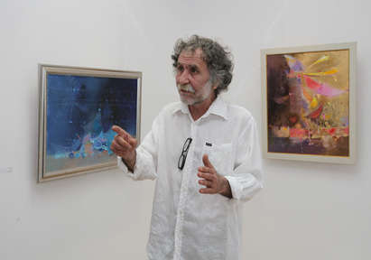 Живко Иванов представя „ЖивКопис“ в столичната галерия „София Прес“