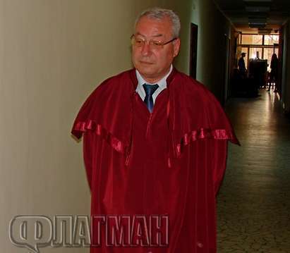 Бившият апелативен прокурор на Бургас Емил Христов изчисти името си, върна се като редови обвинител