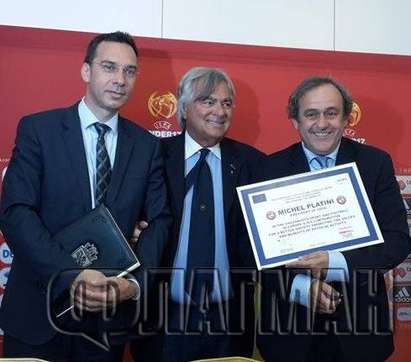Президентът на УЕФА Мишел Платини: В Бургас небето е по-синьо! (СНИМКИ)