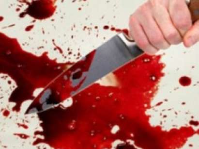 Майка на две деца уби мъжа си с нож право в сърцето