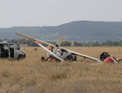 Частен самолет се разби край Лесново, пилотът загина