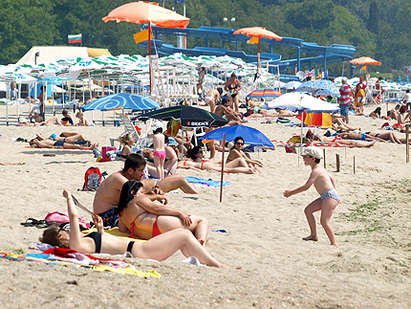 Касовите бележки за чадър на плажа - задължителни от 21 юли