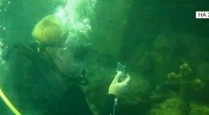 Свещеник ще посети подводния параклис край Приморско с дъщеря си