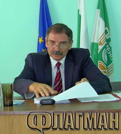 Дават кмета на Камено Стефан Бонев на прокурор, подарил язовира в Трояново на партиен другар