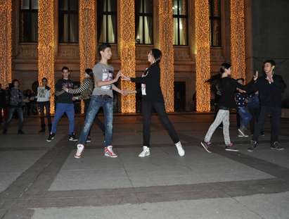 “Бургас танцува” започва днес с народни хора