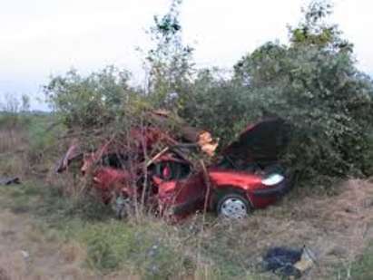 Момиче със Ситроен катастрофира след бясно шофиране край Несебър