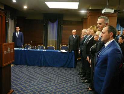Хафъзов и Местан учредяват партия ДОСТ при крути мерки за сигурност – българският химн вдигна събранието на крака (снимки)