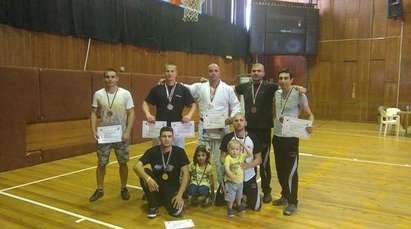 Бургаски полицаи с нови успехи от първенството по карате