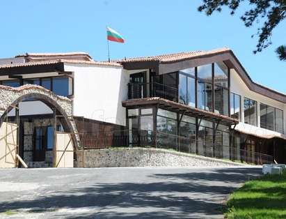 Мотелът в Малко Търново вече е "Козият рог" на Валери Симеонов
