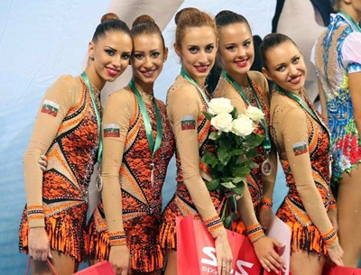 Златно момиче: Благодарим за подкрепата, България! Благодарим и на конкурентките, които плачат с нас за Цвети! (ВИДЕО)