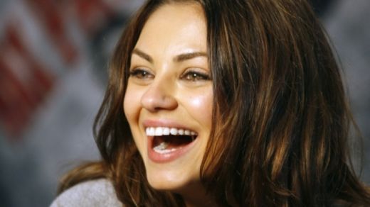 Голая Мила Кунис (Mila Kunis) видео