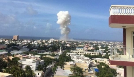 Атентати в Могадишу: 2 експлозии, 7 трупа