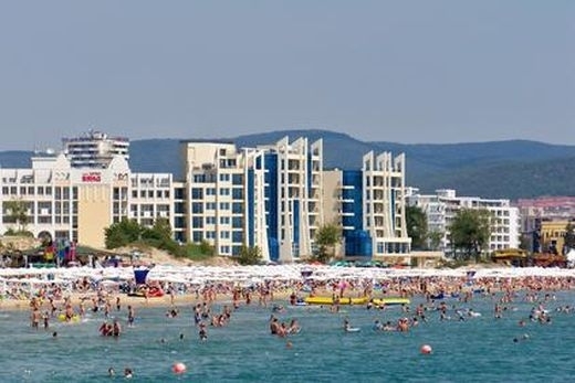 Българи масово купуват апартаменти в Слънчев бряг и Обзор