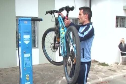 Велосервиз на самообслужване помага на колоездачите в Бургас