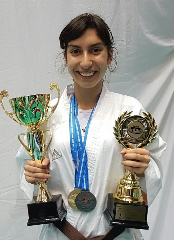 Теодора Тодорова от бургаския клуб „Ронин" стана световна шампионка по карате