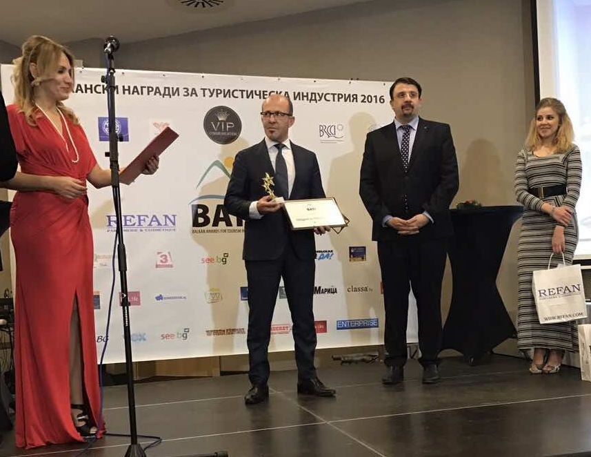 Златното съкровище донесе първа награда на Приморско, отличиха Общината на Балканските награди за туризъм