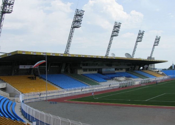 Няма купувачи за стадион „Лазур“, цената му се срина