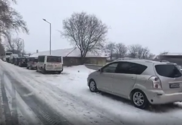 Айтос със спешни мерки в очакване на ново снежно бедствие