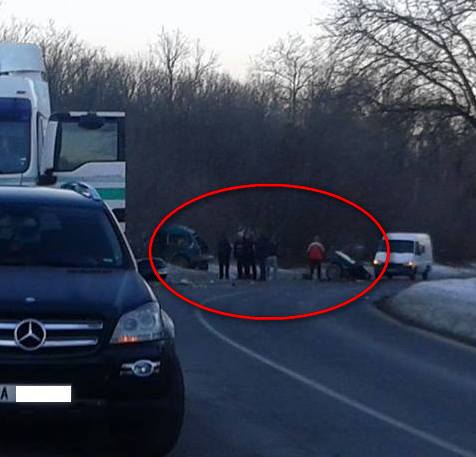 Жестока катастрофа на пътя Бургас-Варна, автомобил се разцепи на две (СНИМКА)