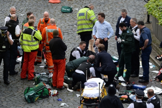 Лондонска атака: Двама убити по време на  Уестминстърския „терор”