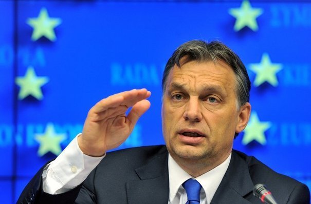 Унгария започна кампания срещу ЕС заради бежанците