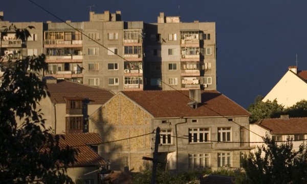 Над 500 000 българи имат по две жилища