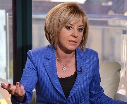 Мая Манолова внася промените срещу частни съдебни изпълнители и монополите